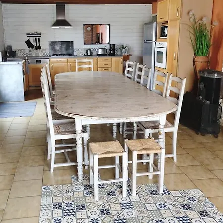 Les Gouttes Holiday home